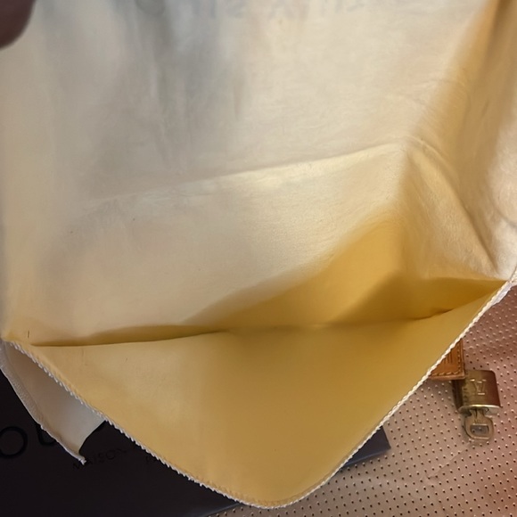 Louis Vuitton Dustbag, wallet - Picture 8 of 10